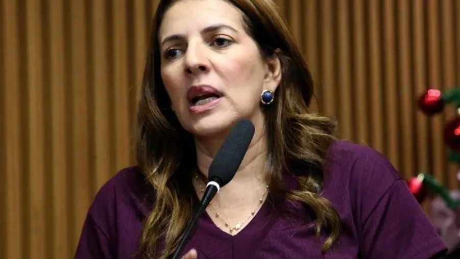 Anna Ruth Dantas